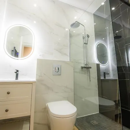 Luxurious 4beds/4baths Next To Palais * Cannes